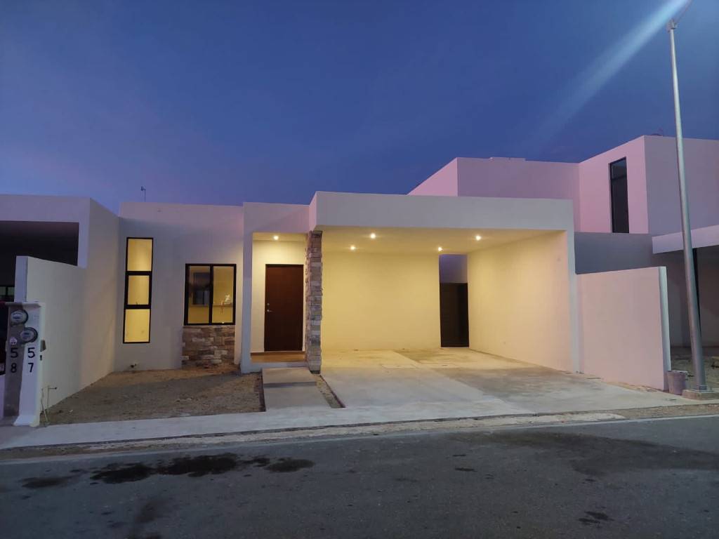 ¿BUSCAS UNA CASA FUNCIONAL DE UN PISO EN MÉRIDA, YUCATÁN?